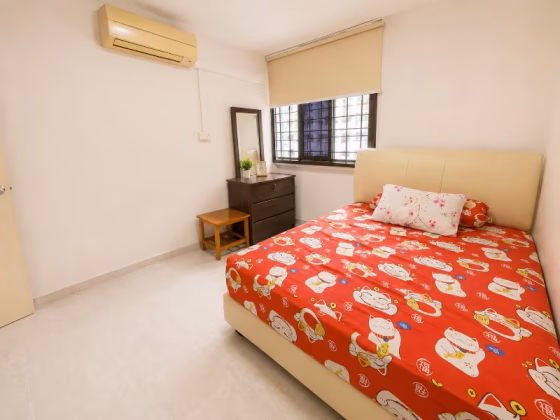 House Sale • Serangoon • 233 Serangoon Avenue 3 • S$650000 • 3-Room (2 BR) • 904ft² / 83m² Photo