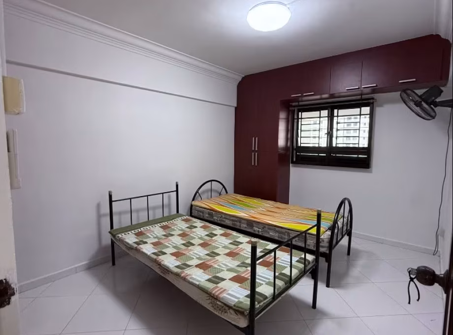 Room Rent • Ang Mo Kio • 319 Ang Mo Kio Avenue 1 • S$1250 • 3-Room (2 BR) • Common Room Photo