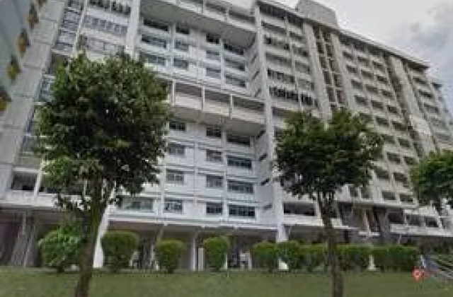 Room Rent • Woodlands • 342 Woodlands Avenue 1 • S$550 • Executive HDB • Room Sharing